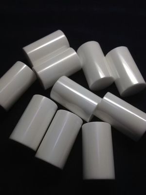 उच्च पॉलिश थोड़ा सहिष्णुता 1550C जिरकोनिया सिरेमिक छड़ 5500Mpa