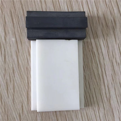 पॉलिश आयत दौर एल्यूमिना सिरेमिक पार्ट्स 3.9g / Cm3 Al2o3 प्लेट