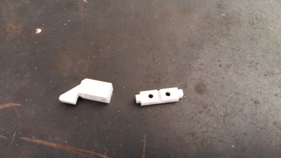 स्ट्रक्चरल 6.0 जी / सीएम 3 जिरकोनिया सिरेमिक पार्ट्स प्रिसिजन टर्निंग पार्ट