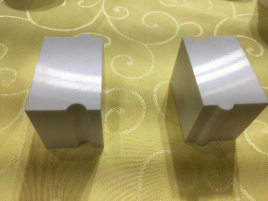 परिशुद्धता 1300HV मशीनिंग सिरेमिक ब्लॉक घन Zirconia सिरेमिक पार्ट्स