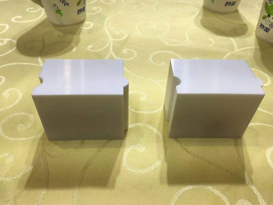 परिशुद्धता 1300HV मशीनिंग सिरेमिक ब्लॉक घन Zirconia सिरेमिक पार्ट्स