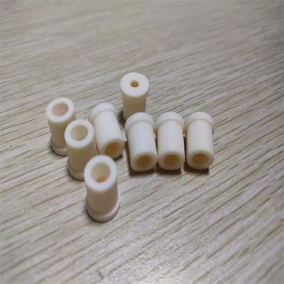 उच्च शक्ति फ्रैक्चर प्रतिरोधी एल्यूमिना ट्यूब पहनें 3.9g / Cm3