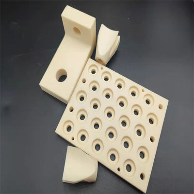 सीएनसी मशीनिंग केंद्र उच्च परिशुद्धता एल्यूमिनियम ऑक्साइड प्लेट अनुकूलित